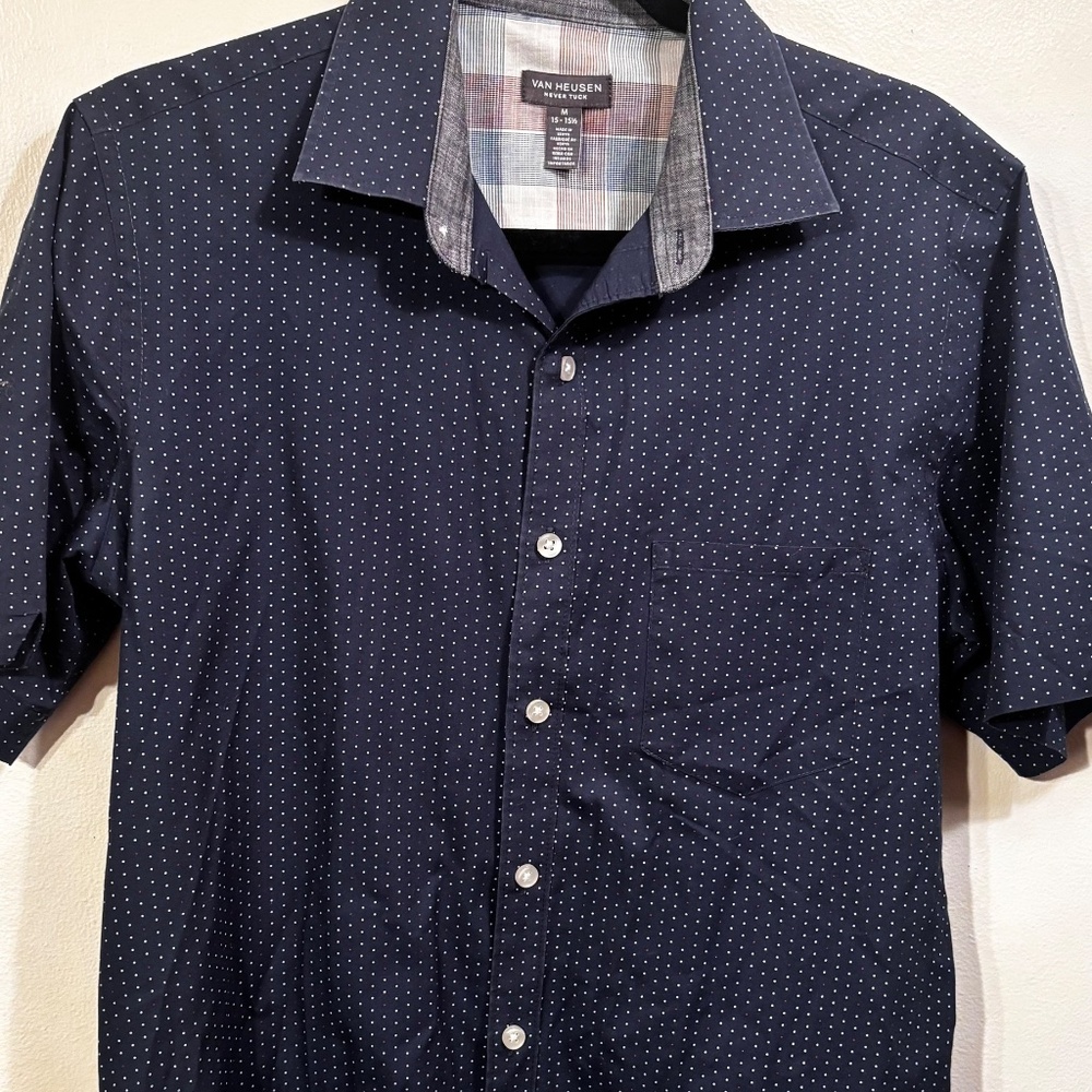 Van Heusen Never Tuck Mens Short Sleeves Shirt M 15-15 1/2 Button Down - Picture 5 of 9